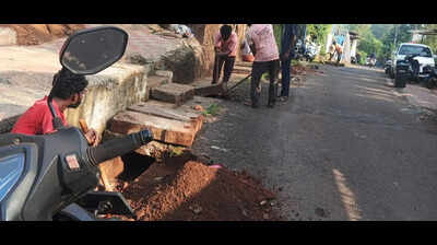 Lamgao gutter cleaning halted, locals allege political pressure