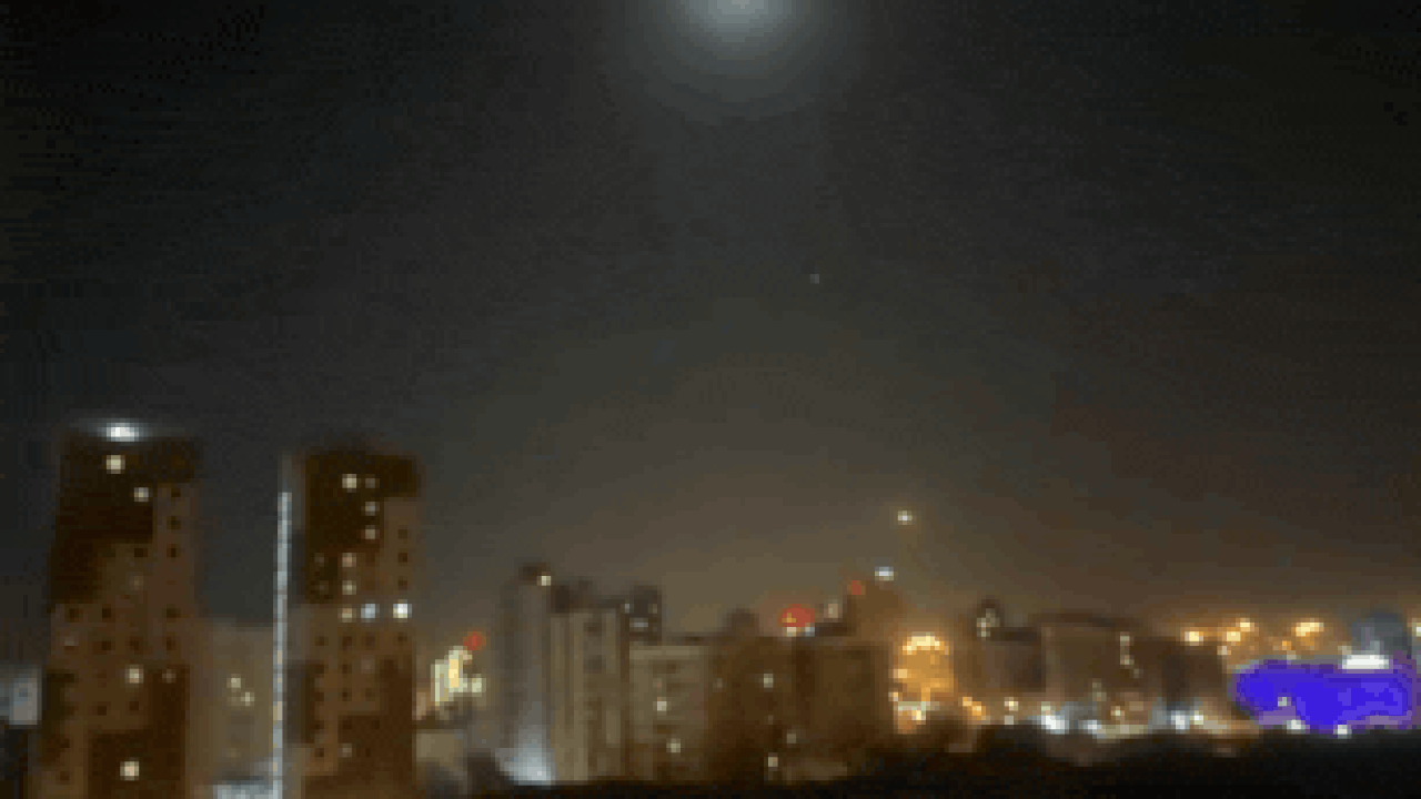 Watch: Air defence battle over Kuwait as Patriot missiles respond to Iranian strike