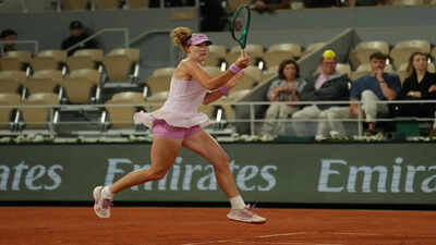French Open 2026: Mirra Andreeva sails into Roland Garros semifinals; faces Marta Kostyuk for a spot in the final