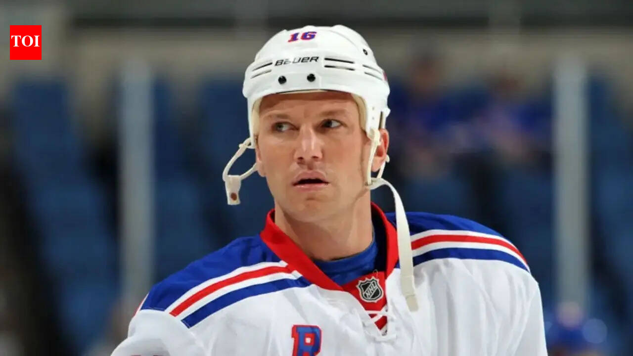 What happened outside Ex NHL star Sean Avery's home? Is anyone hurt in shocking gunfire?