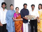 Kushboo invites CM Vijay to daughter&rsquo;s wedding