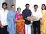 Kushboo invites CM Vijay to daughter&rsquo;s wedding