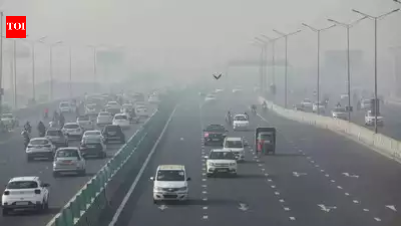 Cabinet approves scheme worth Rs 5,041 crore to replace old trucks and buses in Delhi-NCR