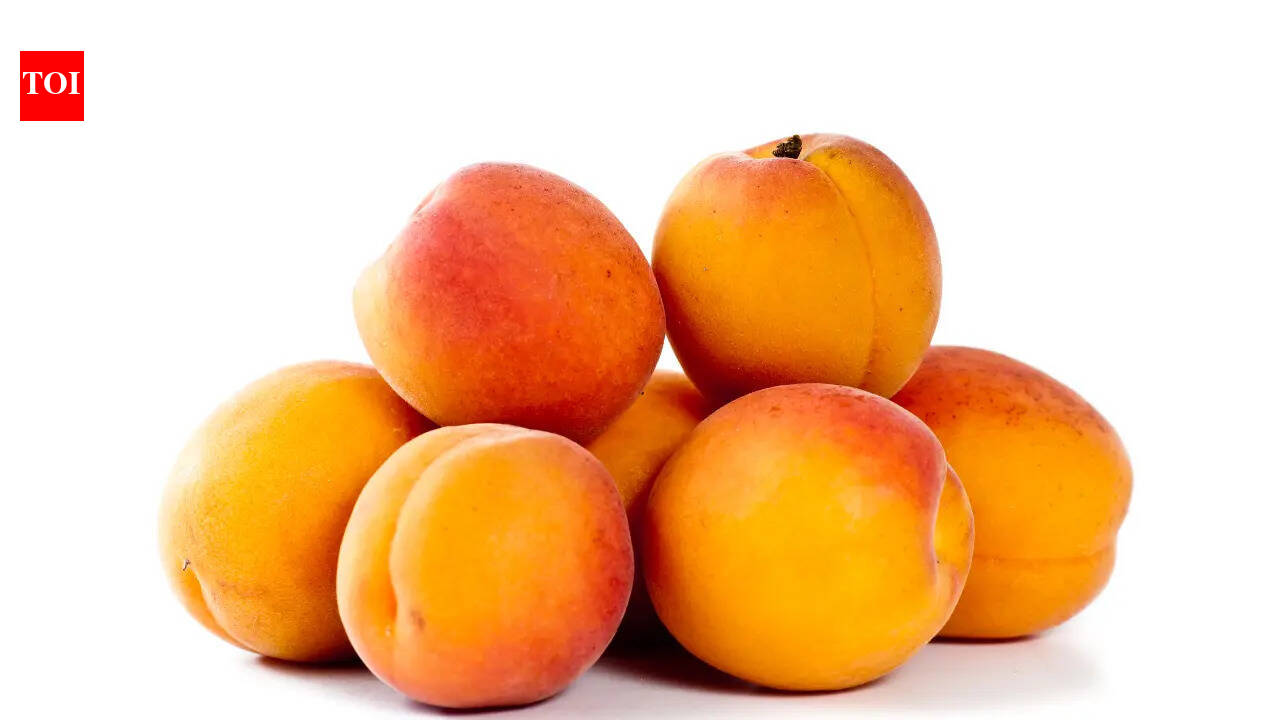 Which Indian fruit is called Kargil Gold?