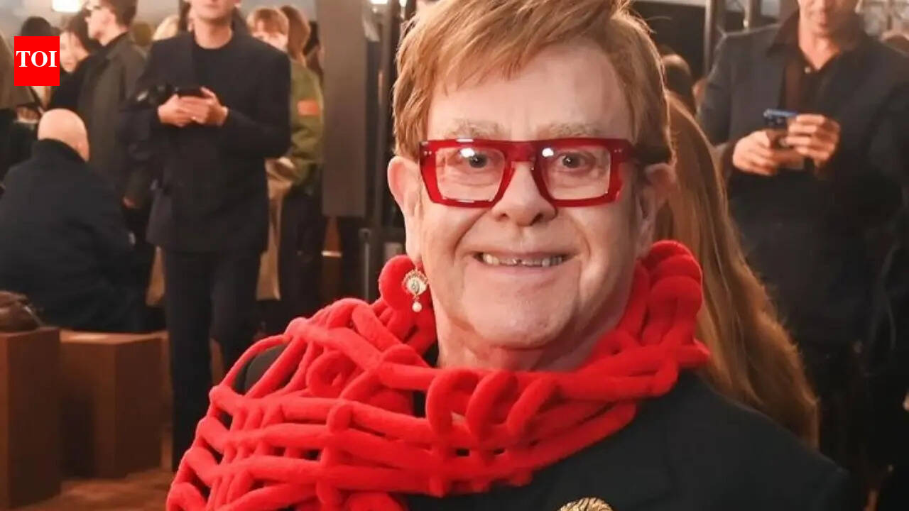 Song lyrics of the day by Elton John: ‘You know you can't hold me forever I didn't sign up with you'
