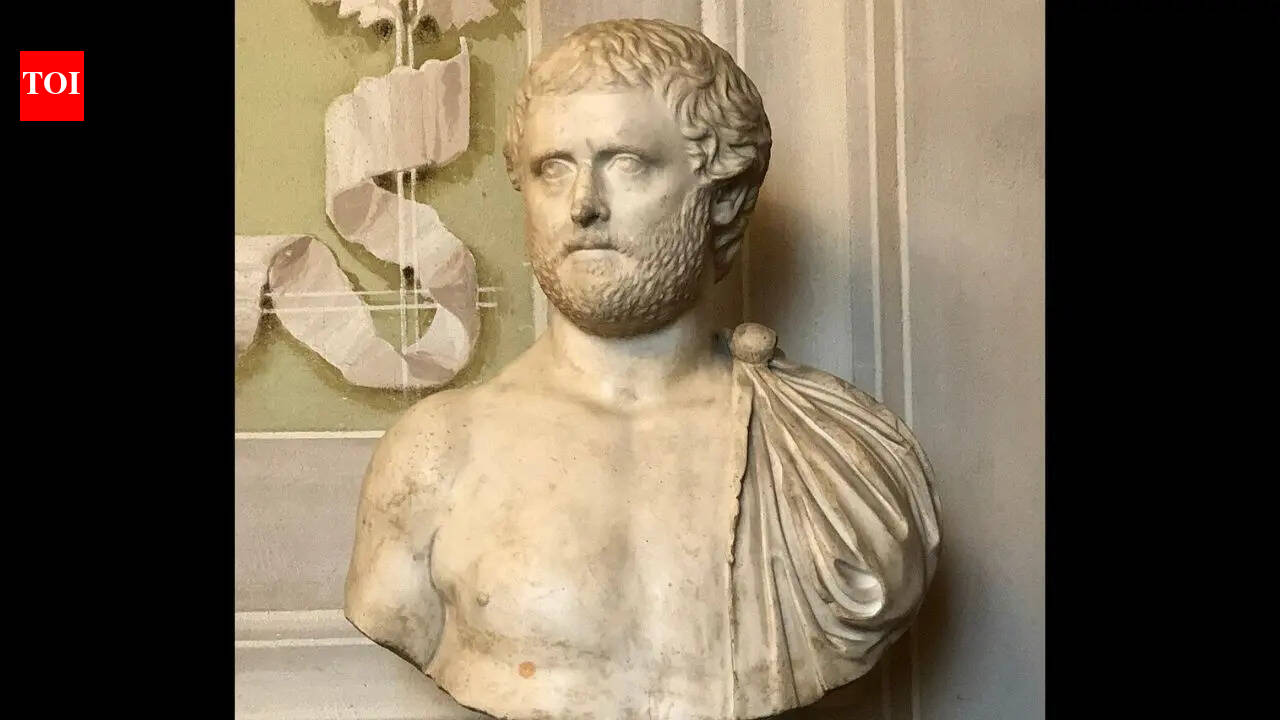 Quote of the day by Roman poet Ovid: “I am the poet of the poor, because I was poor when I loved; since I could not give gifts, I gave words.”