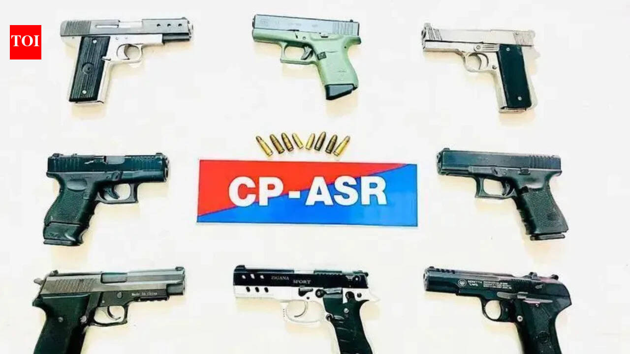 Amritsar Police bust cross-border drug smuggling module; 2 arrested