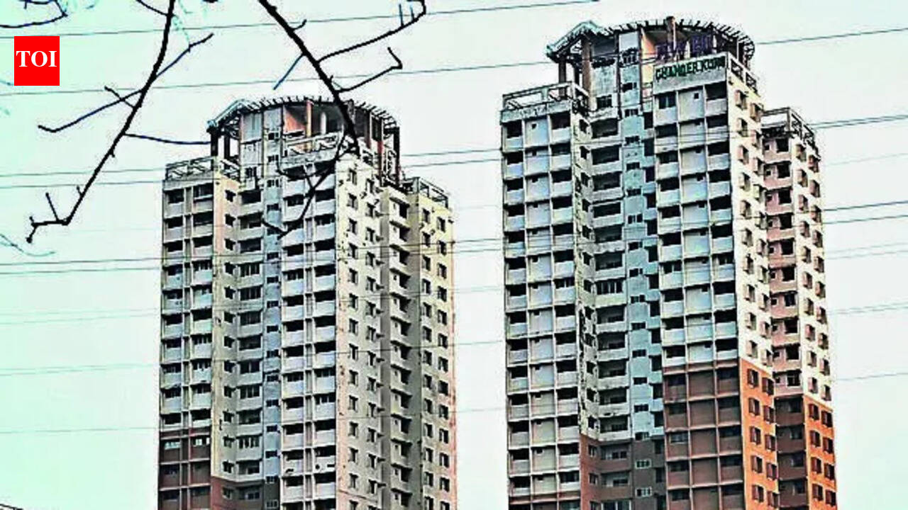Army towers: Ernakulam district administration to decide demolition agency