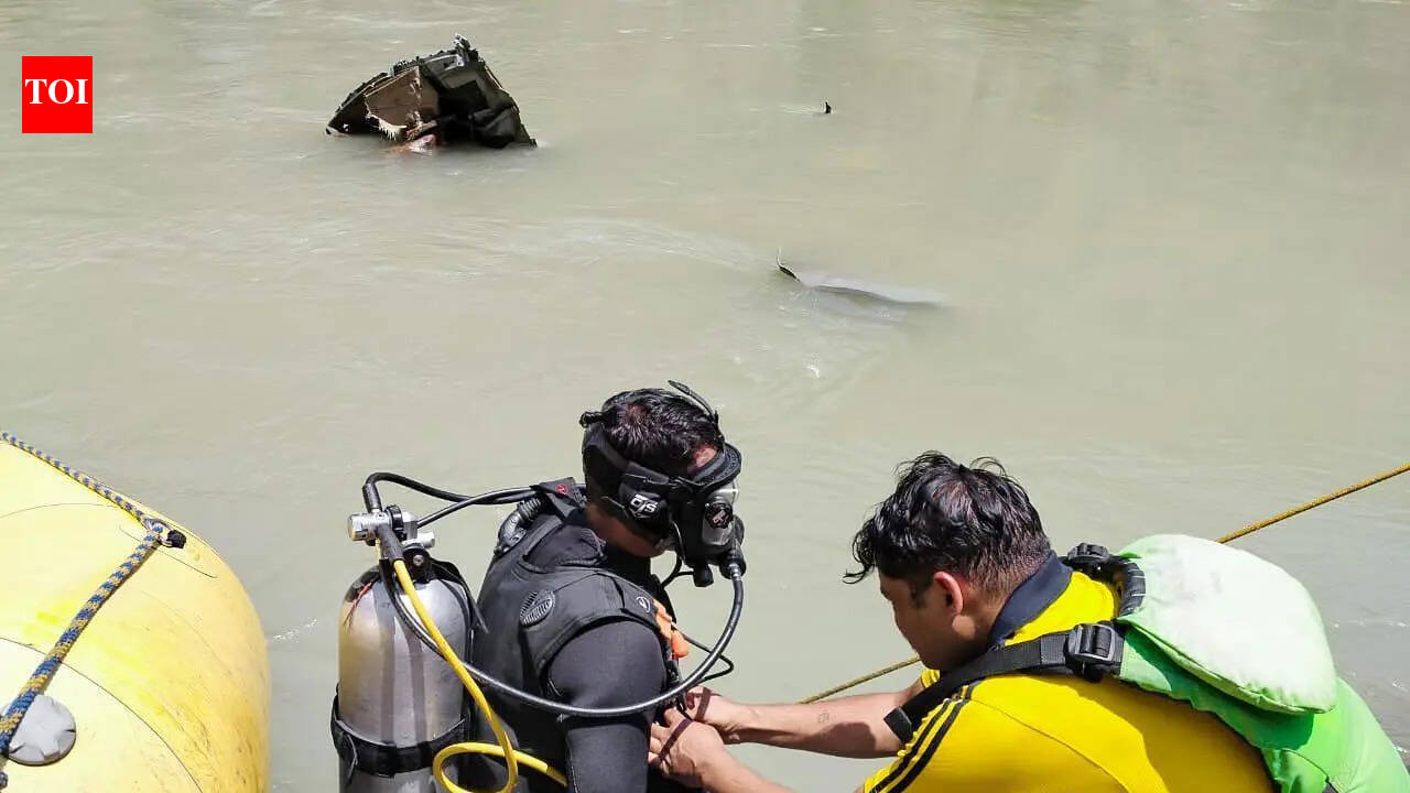 Char Dham accident: Car pulled out of Alaknanda; search on for 3 Raj pilgrims