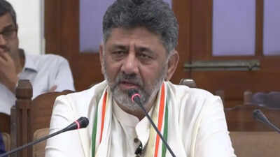 Karnataka CM DK Shivakumar announces free bus passes for students, private employment exchange, and youth clubs