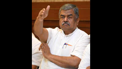 Hariprasad takes over as party chief, Jarkiholi snubbed