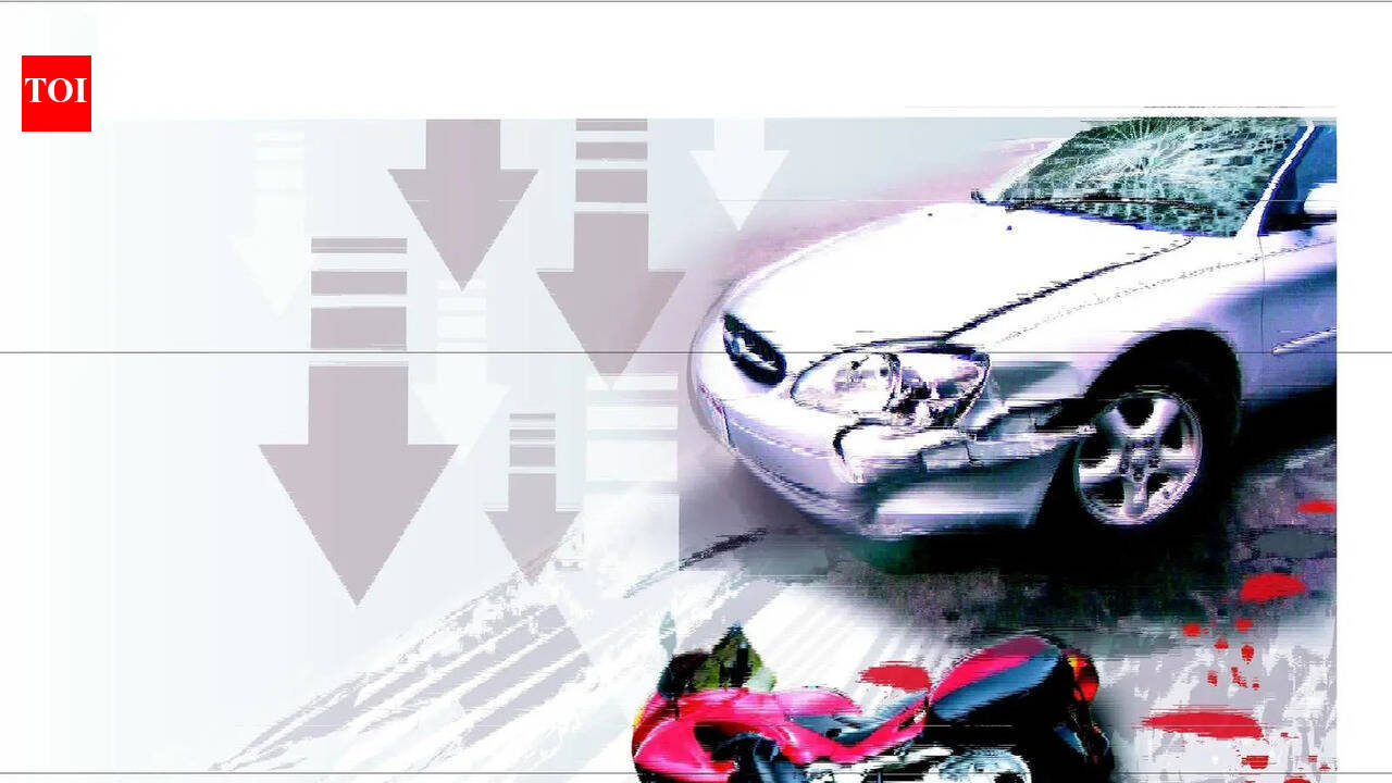 Two youths killed in bike-car collision at Neyyattinkara