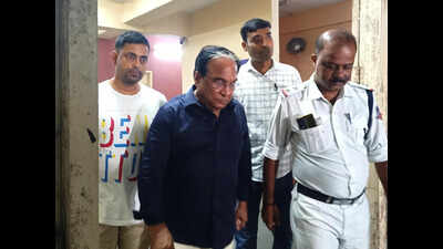 Police arrest TMC vice-president for illegally occupying house, KMC councillors for extortion