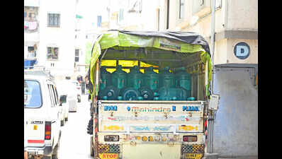 Sewage in drinking water: Over 1,000 residents fall ill in Ghatlodia