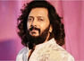 Riteish APOLOGISES for dancing in Shivaji Maharaj T-shirt
