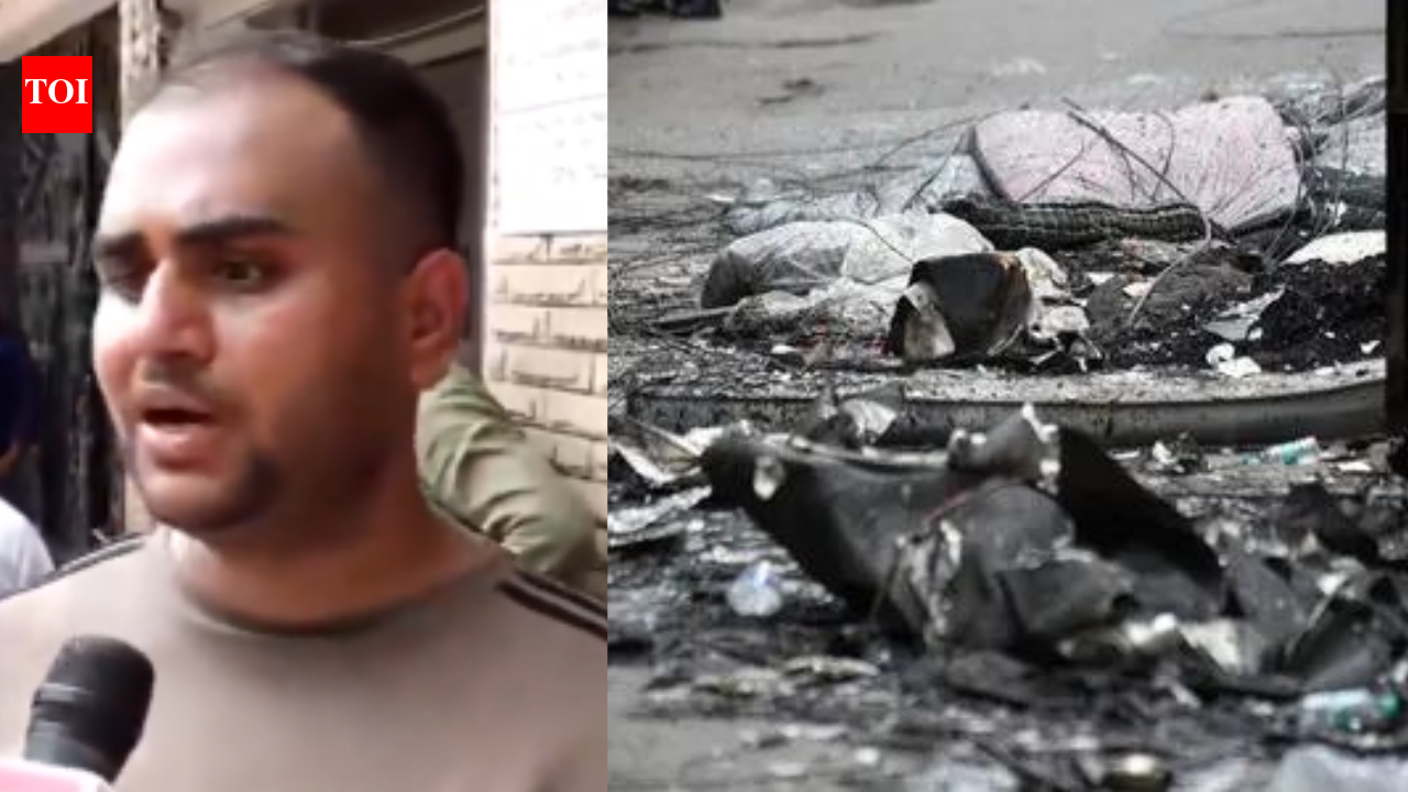 Mattress seller seeks Rs 2 lakh compensation for helping in Malviya Nagar fire incident