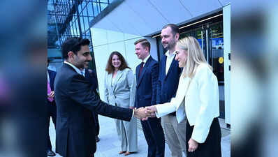 Lokesh invites Russian investors to invest in space, steel and manufacturing
