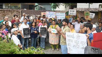 Residents protest proposed felling of 700+ trees for Kimadi-Mussoorie road widening