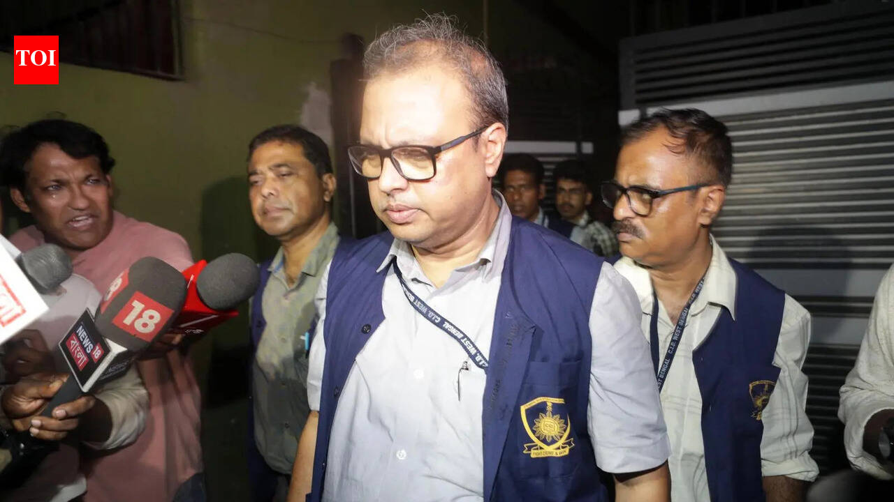 Signgate: CID reaches Firhad’s Chetla home to record statement