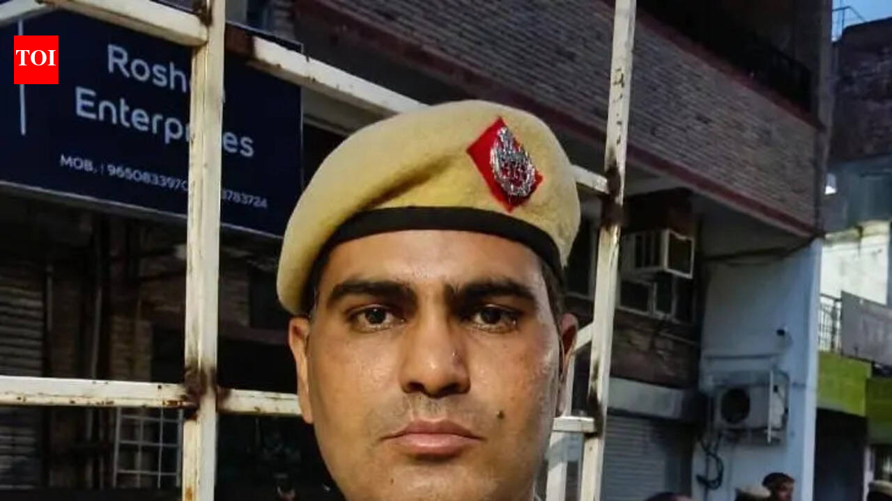 Malviya Nagar hotel fire: How Delhi cops broke walls, smashed windows to save guests