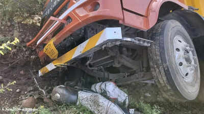 Four members of Mumbai family killed in bike-tempo collision in Kolhapur