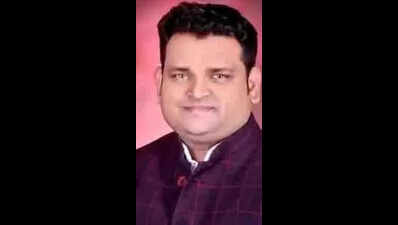 SP youth wing functionary killed as car rams tree