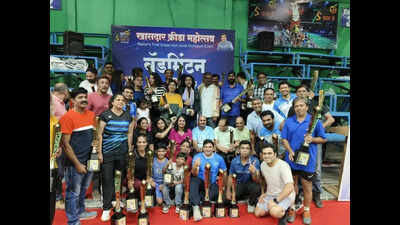Double delight for Dhole, Dhoke