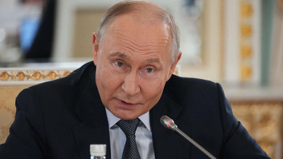 Putin's word of caution on India-China ties; rejects notion that Pakistan is under Beijing's control
