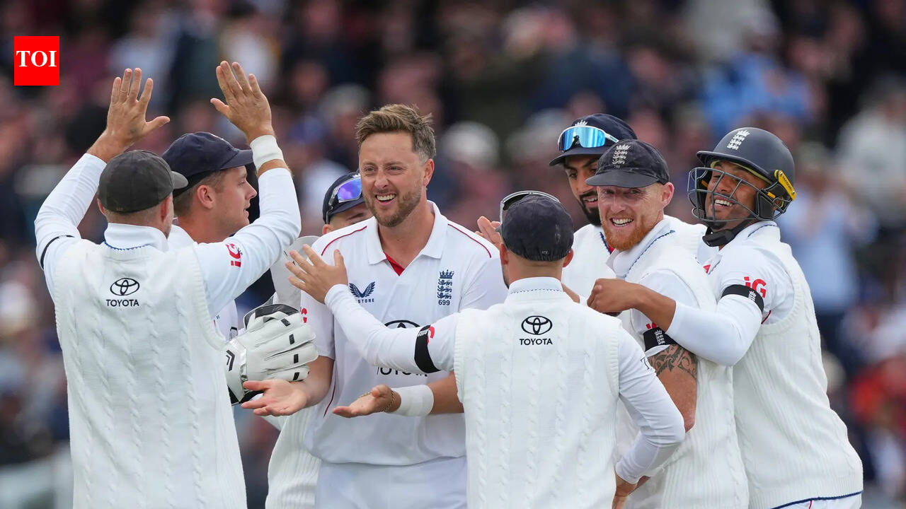 ENG vs NZ, 1st Test Live: Nathan Smith falls as New Zealand lose eighth wicket