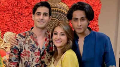 Urvashi Dholakia opens up about being a mother to twin sons at just 17
