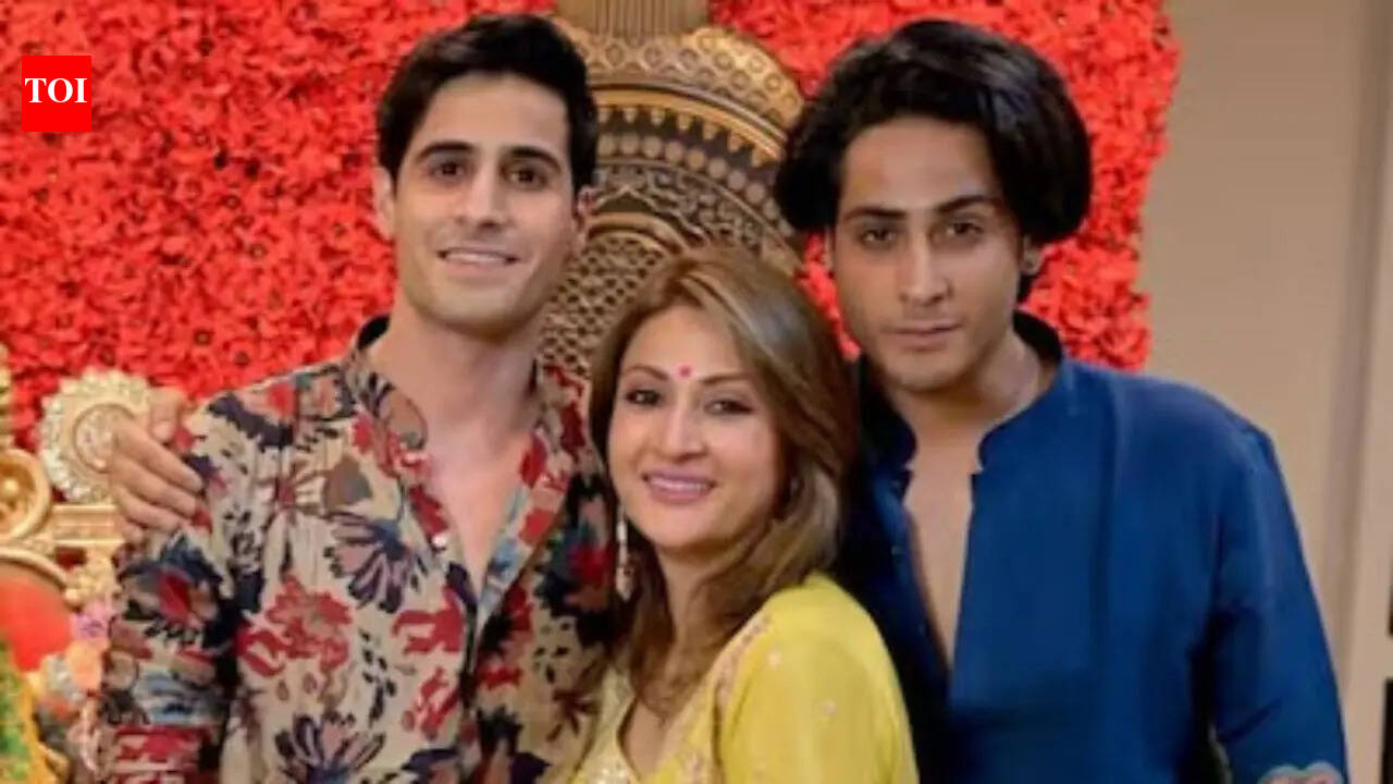 Urvashi Dholakia opens up about being a mother to twin sons at just 17