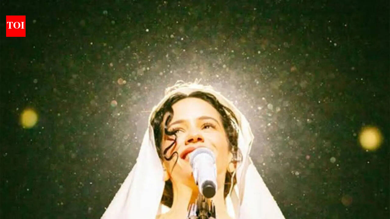 Rosalia postpones Florida concerts due to family emergency