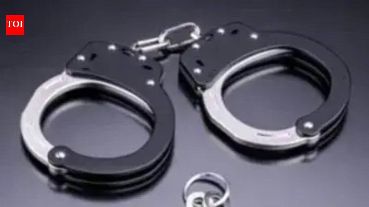 19 year old held for stealing cash from temple donation box in Mumbai's Kandivali