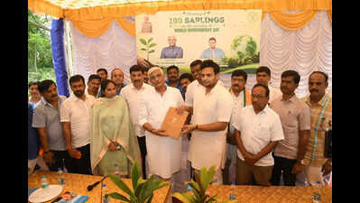 Shekhawat urges Karnataka to adopt Centre’s tourism policy, pitches incentives for Mysuru growth