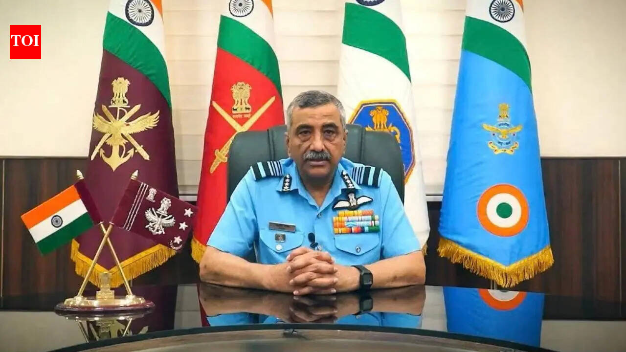 Air Marshal Ashutosh Dixit, an ace fighter and experienced test pilot, appointed IAF vice chief