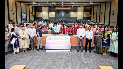College students begin 30-day internship with BMC