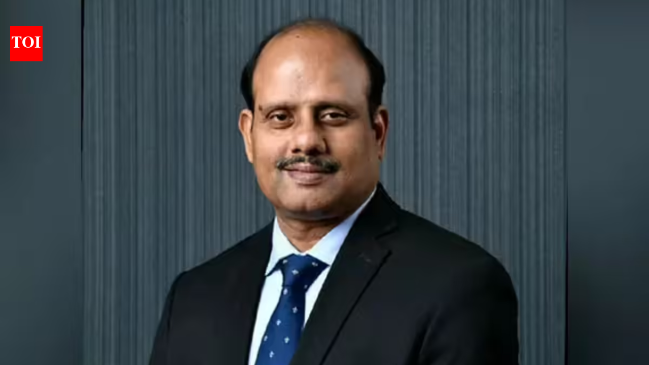 Govt extends tenure of RBI deputy governor Swaminathan J for two years