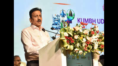 Mahajan, Samant fail to convince rebel Gokul Gite to pull out of Nashik MLC poll fray