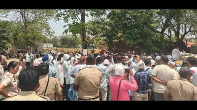 Civic committee demands resumption of Goras Bhandar operations