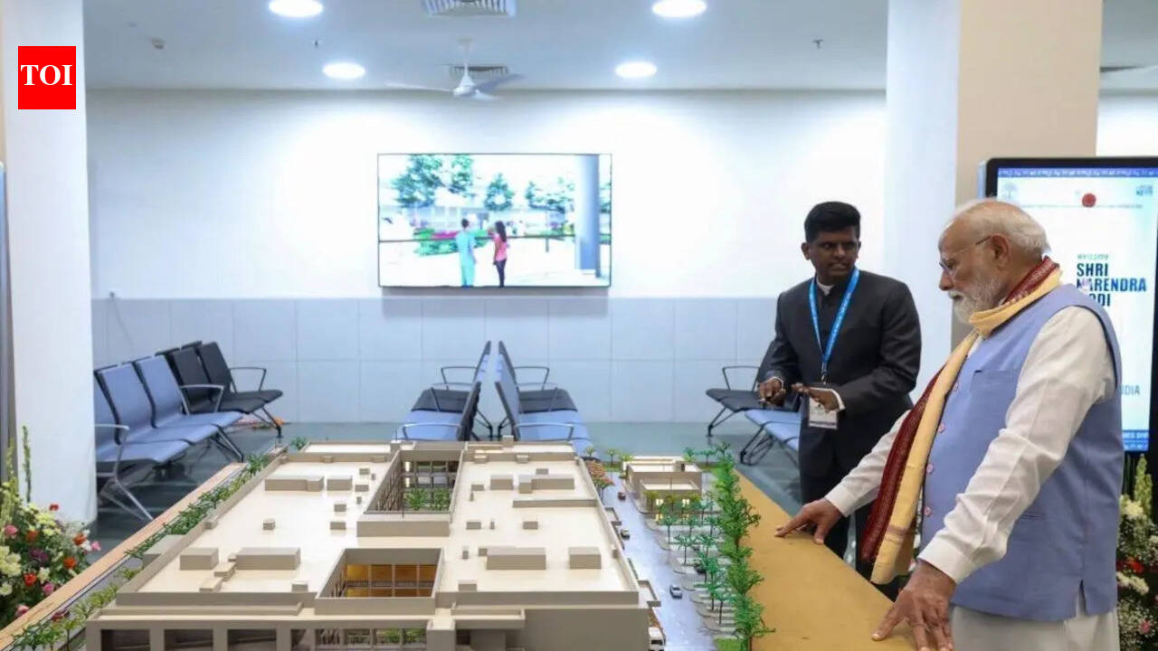 Projects in Union territories will open avenues for accelerated growth: PM