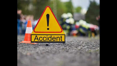 Pilgrim van hits truck; 2 dead