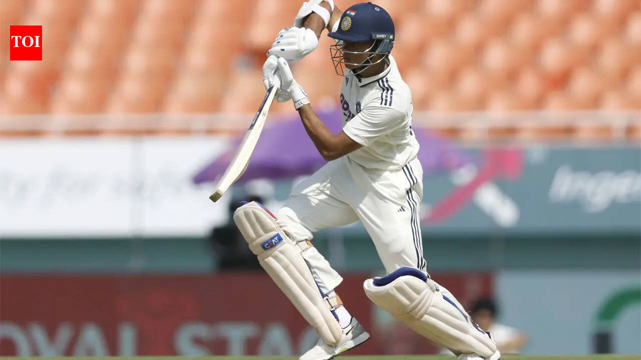IND vs AFG Live: Jaiswal, Rahul give India a steady start against Afghanistan