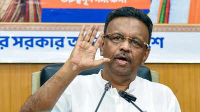 ‘Talk to Mayor’: Firhad Hakim leaves after 8 years of pushing ahead on water supply, flood control, garbage fronts