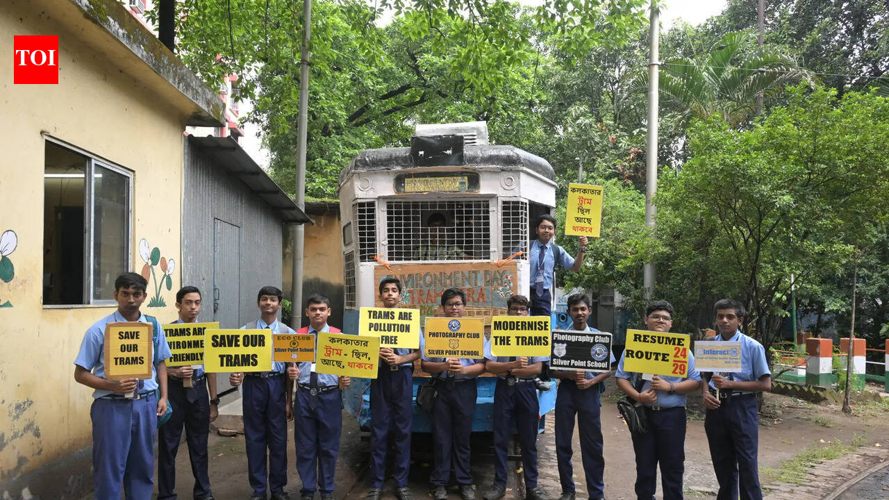 Kolkata rides a tram full of climate voices this Environment Day