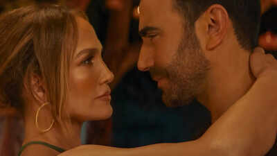 'Office Romance' X reviews: Fans can't get enough of Jennifer Lopez-Brett Goldstein's chemistry; 'Going to watch again..'
