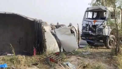 9 killed, several injured in truck-jeep collision in Punjab