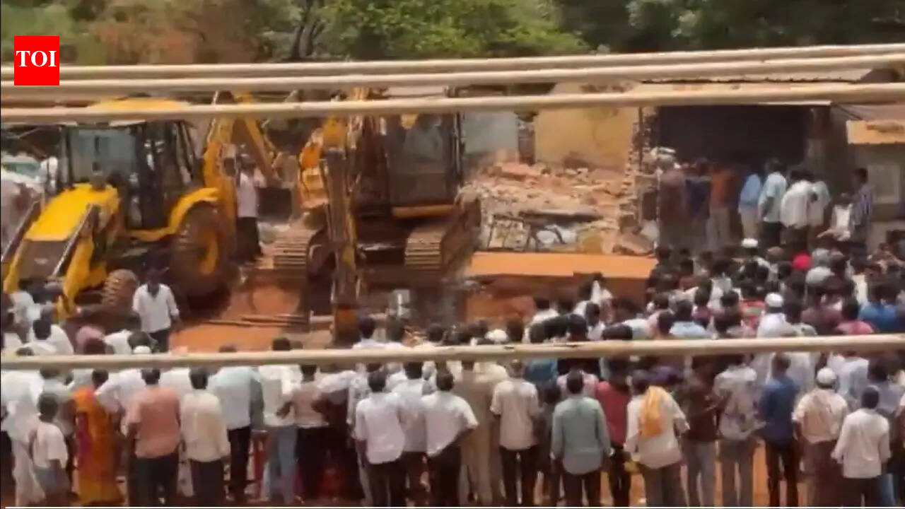 Several feared trapped after house roof collapses in Telangana; rescue operations on