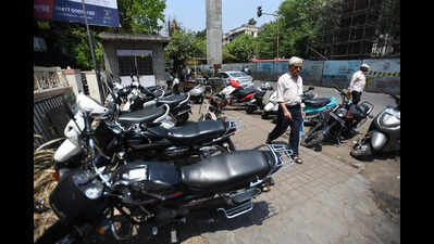 A year after survey, development of public parking spaces near Metro stations yet to gather pace