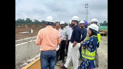 Jorhat DC inspects Jorhat-Majuli bridge construction site, stresses timely completion