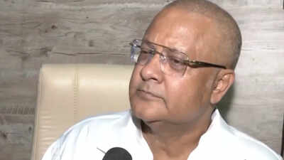 TMC minority cell secretary Ajmal Siddiqui resigns, says party is collapsing because of Abhishek Banerjee